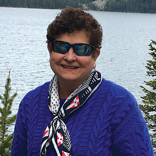 Stark-Harrold Endows Scholarship and Makes Estate-Plan Gift with Her IRA